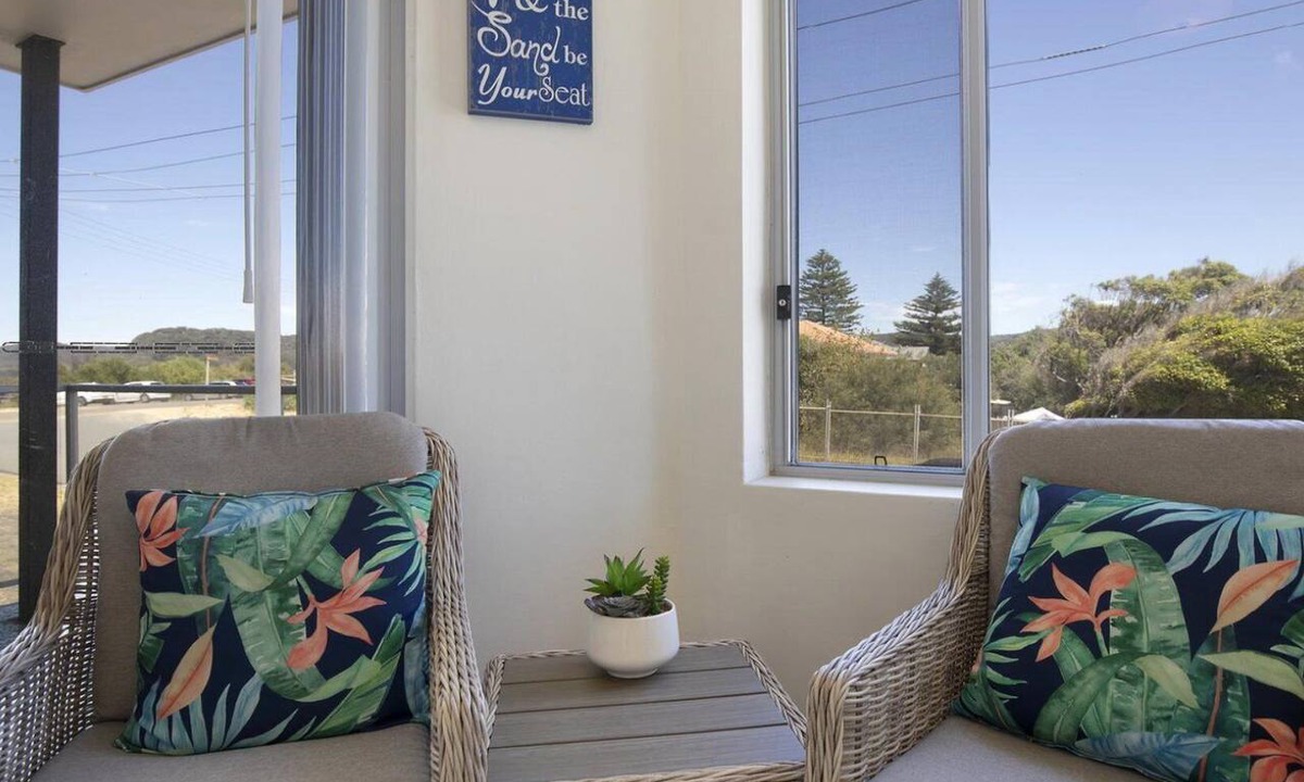 Umina Beach Apartment | UMINA BEACH OCEAN VIEW - WATERFRONT UMINA BEACH