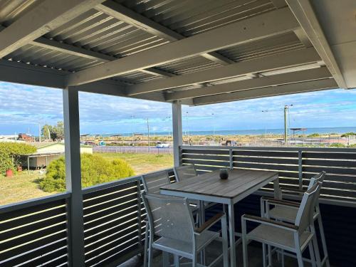Jurien Bay Villa | Unit 54 Seafront Estate