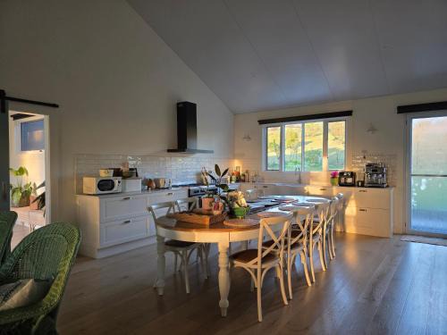 Gloucester House | Unwind at BlueWrenHill