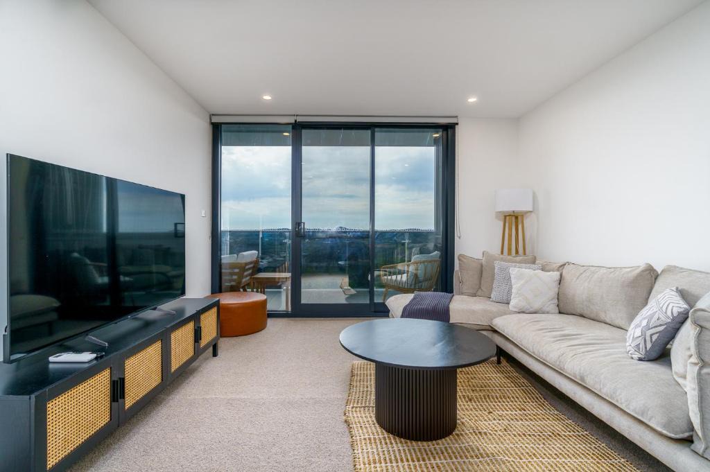 Phillip Apartment | Urban Apt in Phillip 9mins to Canberra Hospital - Hosted by Canstay