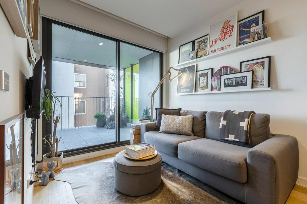 Collingwood Apartment | Urban Escape on Smith Street with Balcony & Parking