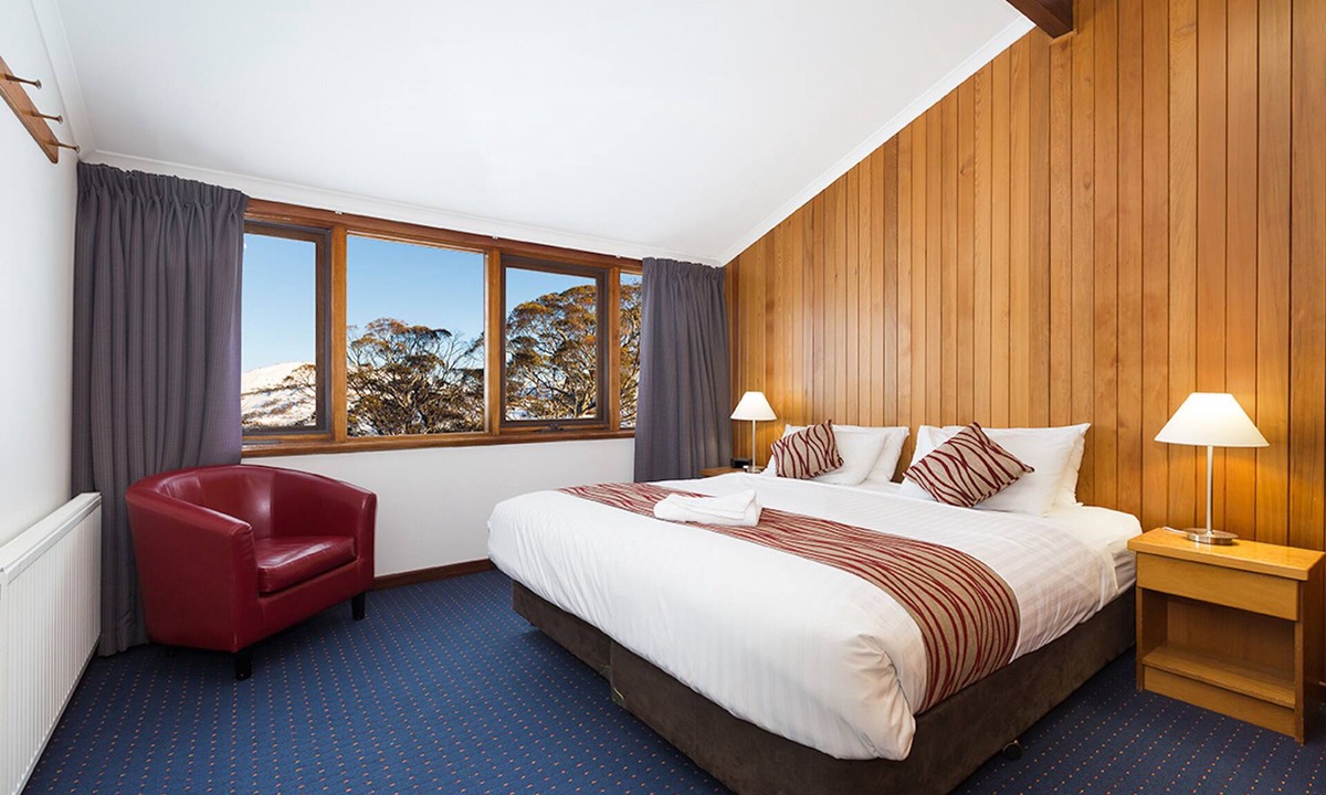 Perisher Valley Cabin | Valhalla Lodge Perisher