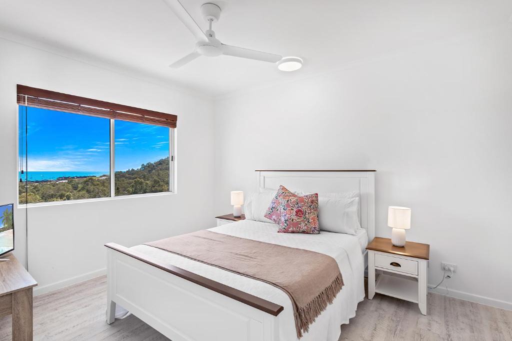 Cannonvale Apartment | View Whitsundays