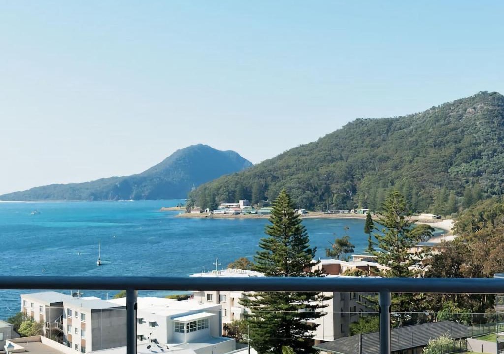Shoal Bay Apartment | Views More Views Sub Penthouse at The Breakwater in Shoal Bay