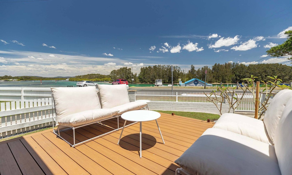 Forster Villa | Villa Frankie Lakefront Bliss