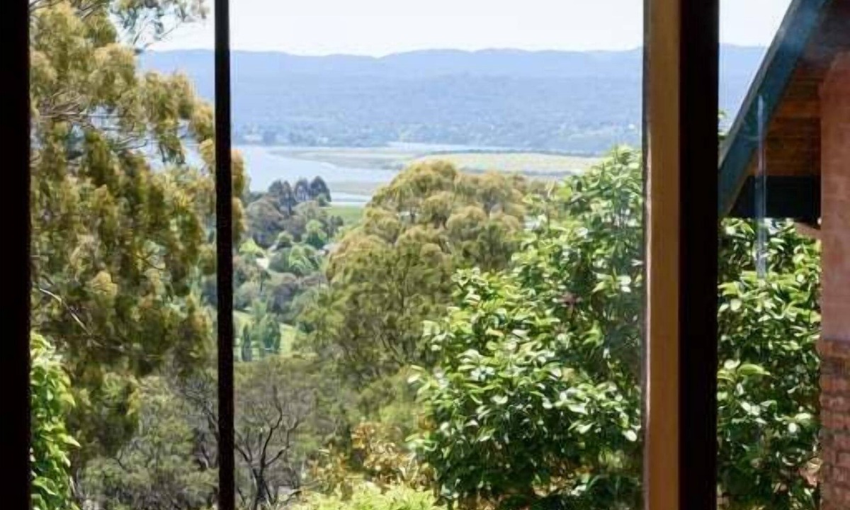 Riverside House | Villa Marche: A Private Riverside Retreat
