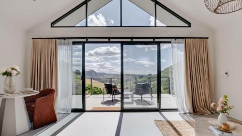 Flowerdale House | Villa Minto at Bloom Into You Flower Farm