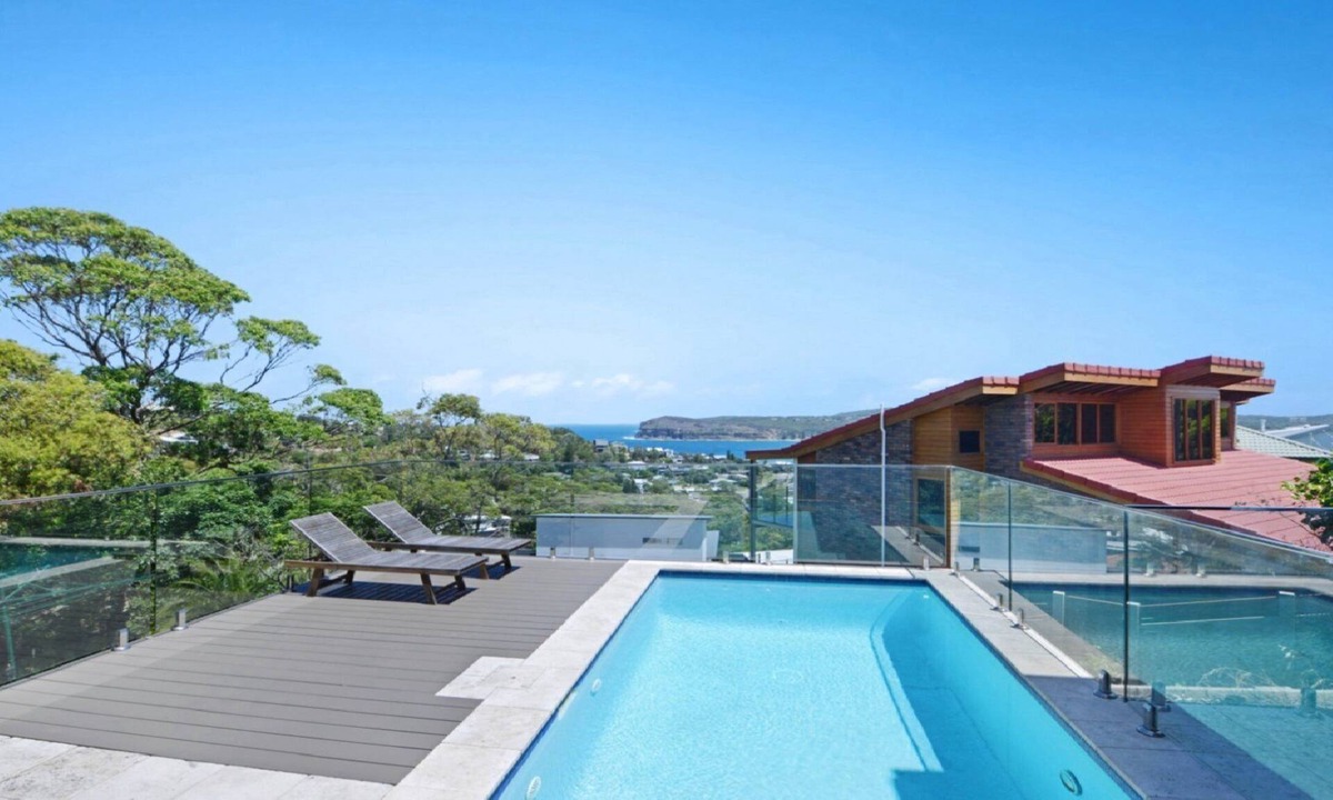 Copacabana House | Vista Seascape - Decks, Pool, and Views!