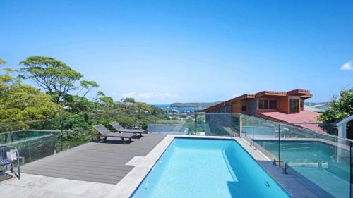 Copacabana House | Vista Seascape - Decks, Pool, and Views!