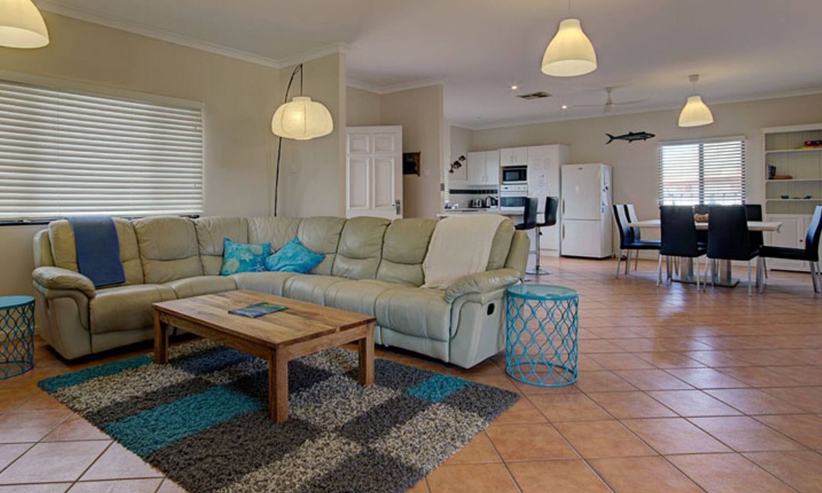 Exmouth House | Wahoo - Well laid out family home situated in a quiet cul-de-sac.