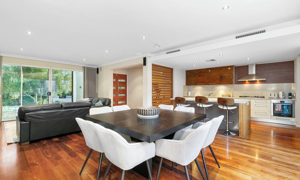 North Coogee House | Walk to Beach Coastal Home in Coogee - A Sepal Stay