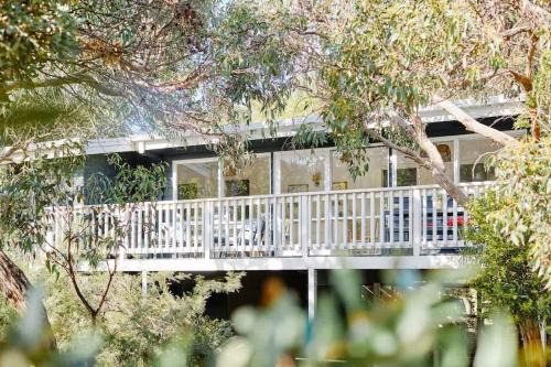Fairhaven House | Wander to the Beach in Minutes