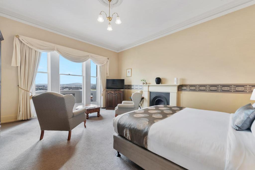 Launceston CBD Hotel | Waratah On York