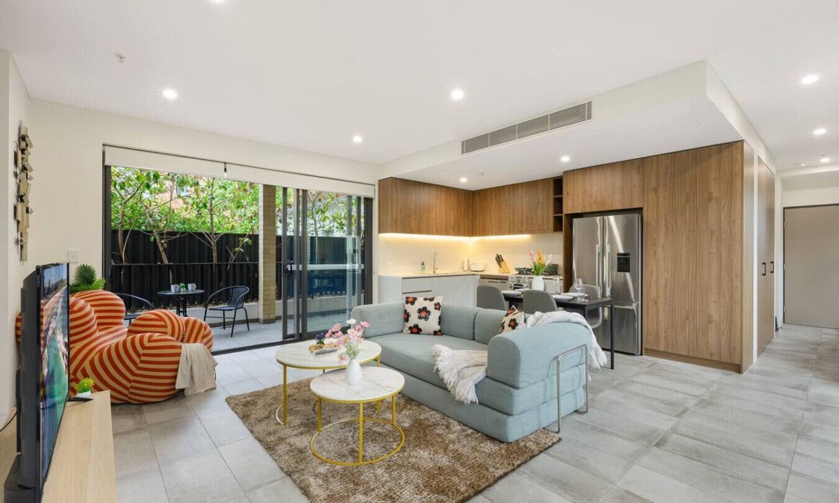 Marrickville Apartment | Warm Marrickville 2BR | 5 Min Walk to Train