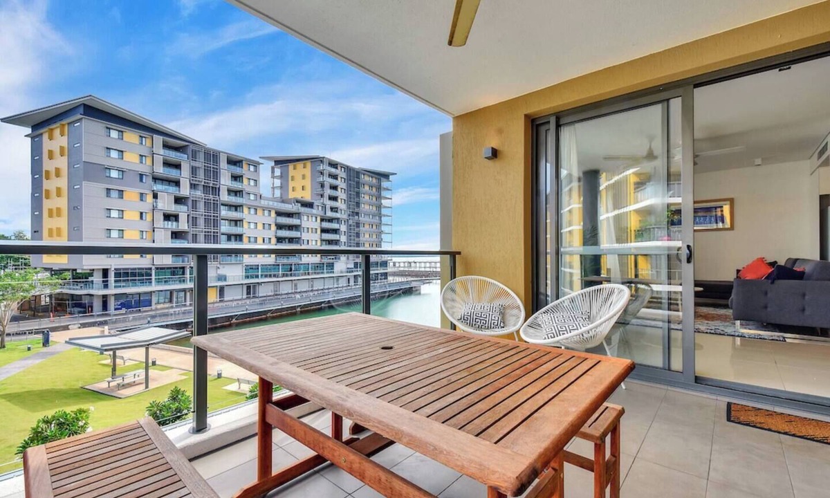 Darwin City Centre Apartment | Waterfront Pearl Suite: 2 Bed Luxury Apt by Tropical BNB
