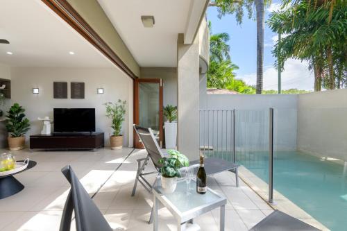 Port Douglas Villa | Watermark villa 1 with private pool - Near the beach