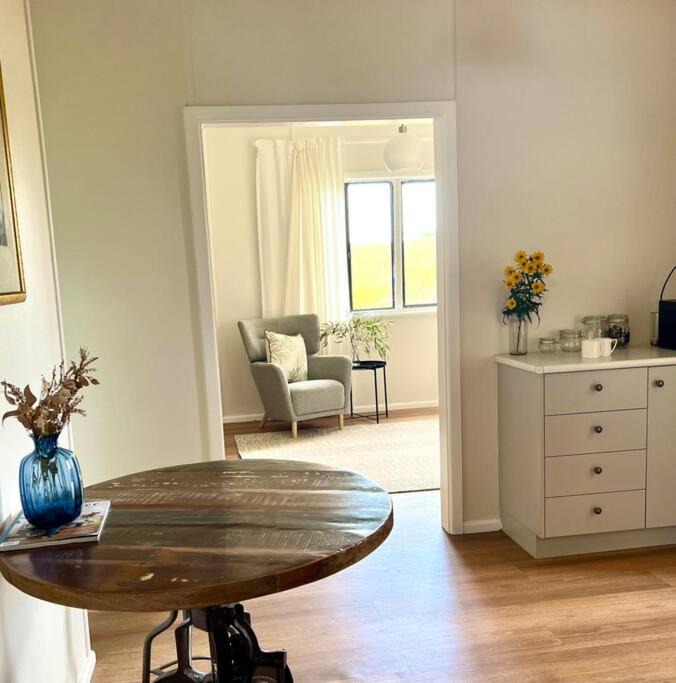 Mandurama House | Wattle Cottage