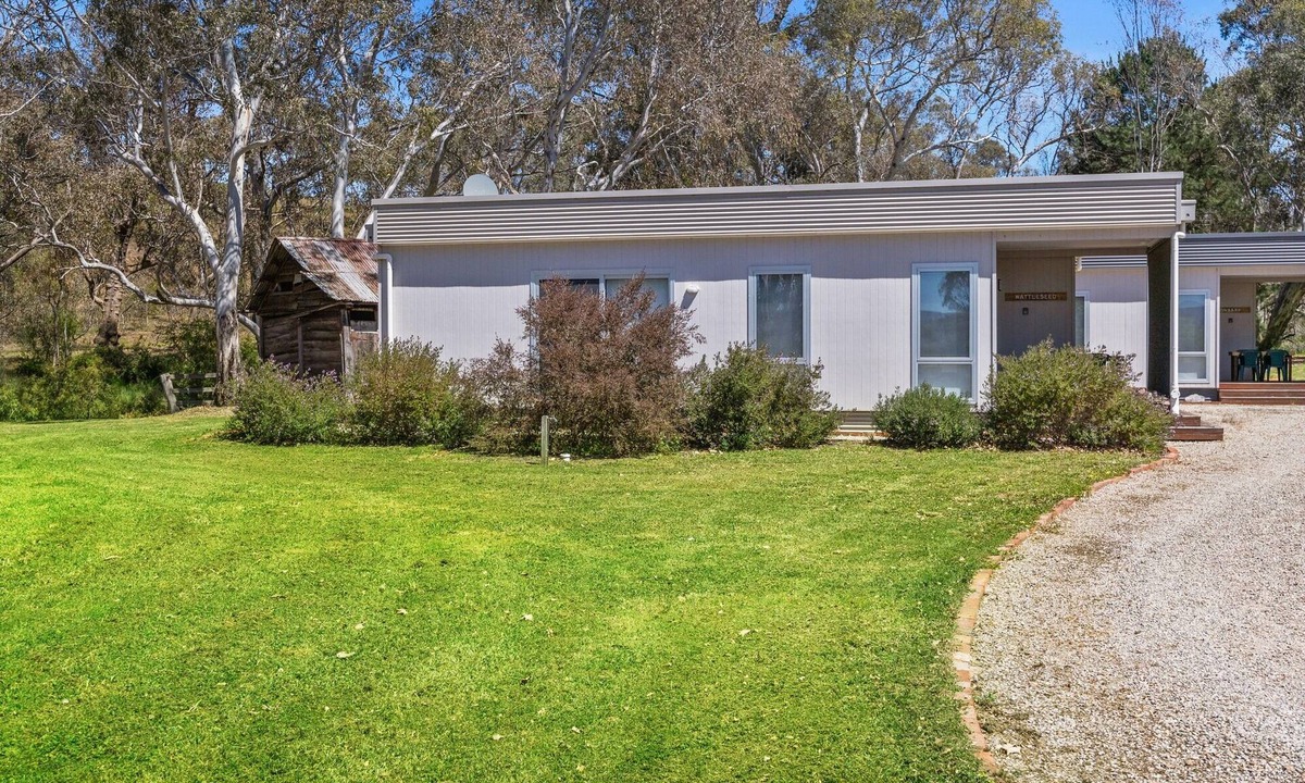 Homewood Cabin | Wattleseed Cabin at Homewood Lodge