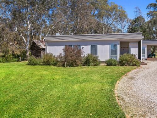 Homewood Apartment | Wattleseed Cabin at Homewood Lodge