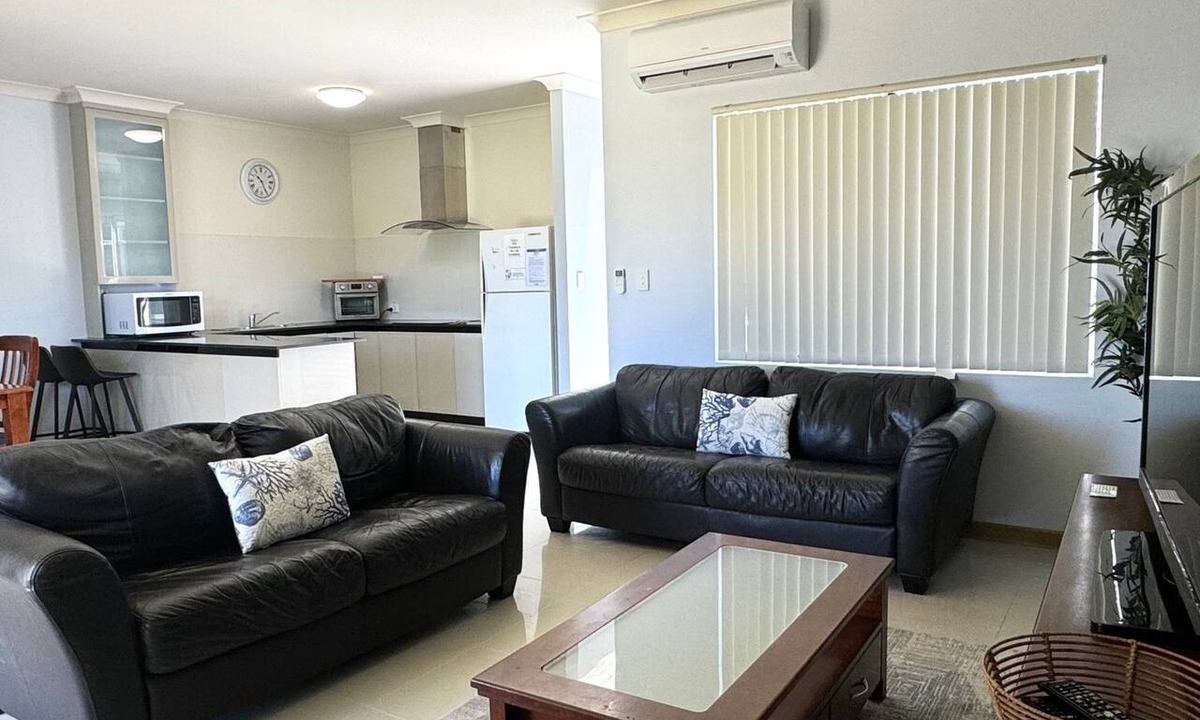 Jurien Bay Villa | Welcome to Unit 24 Seafront Estate, within a stunning complex located right in the heart of Jurien B