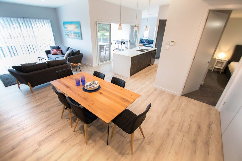 Seymour House | Wellington Lake Retreat