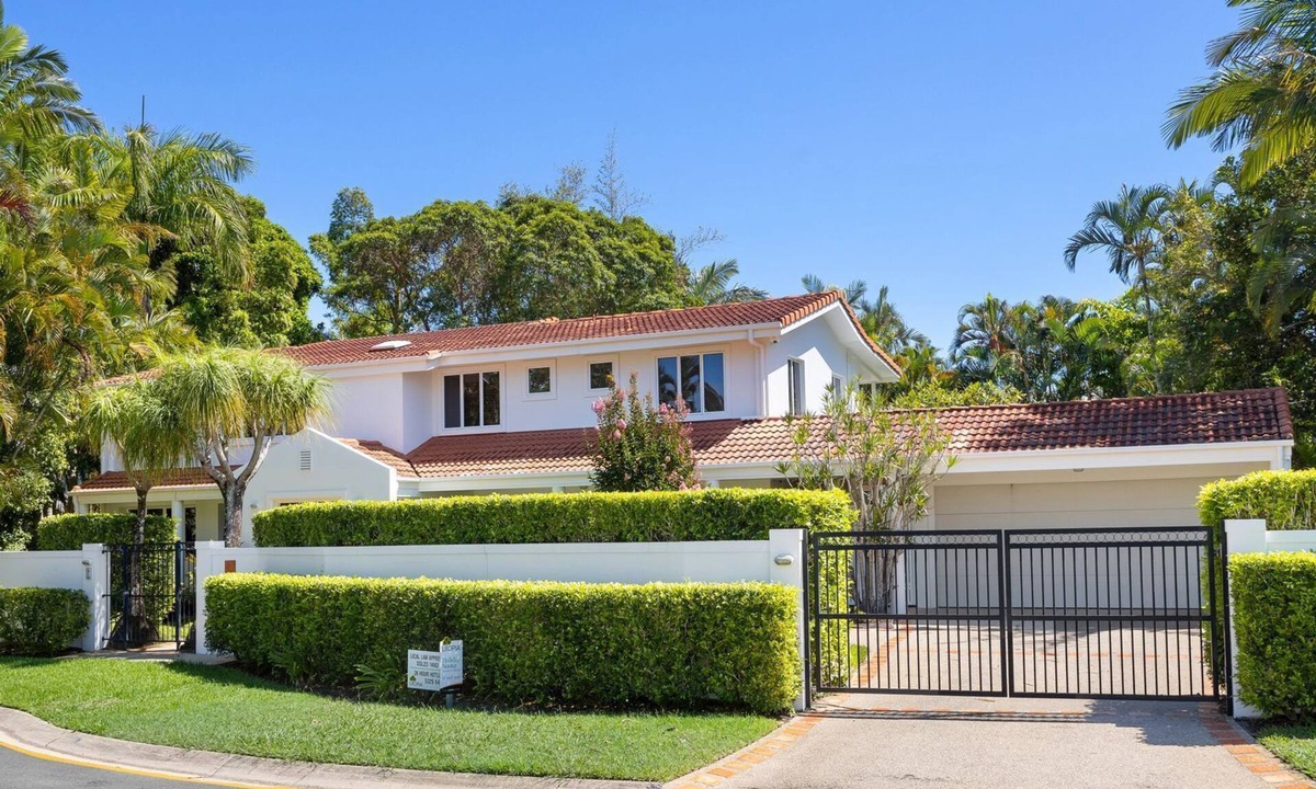 Noosa Heads House | Wesley Court No. 10 Noosa Sound