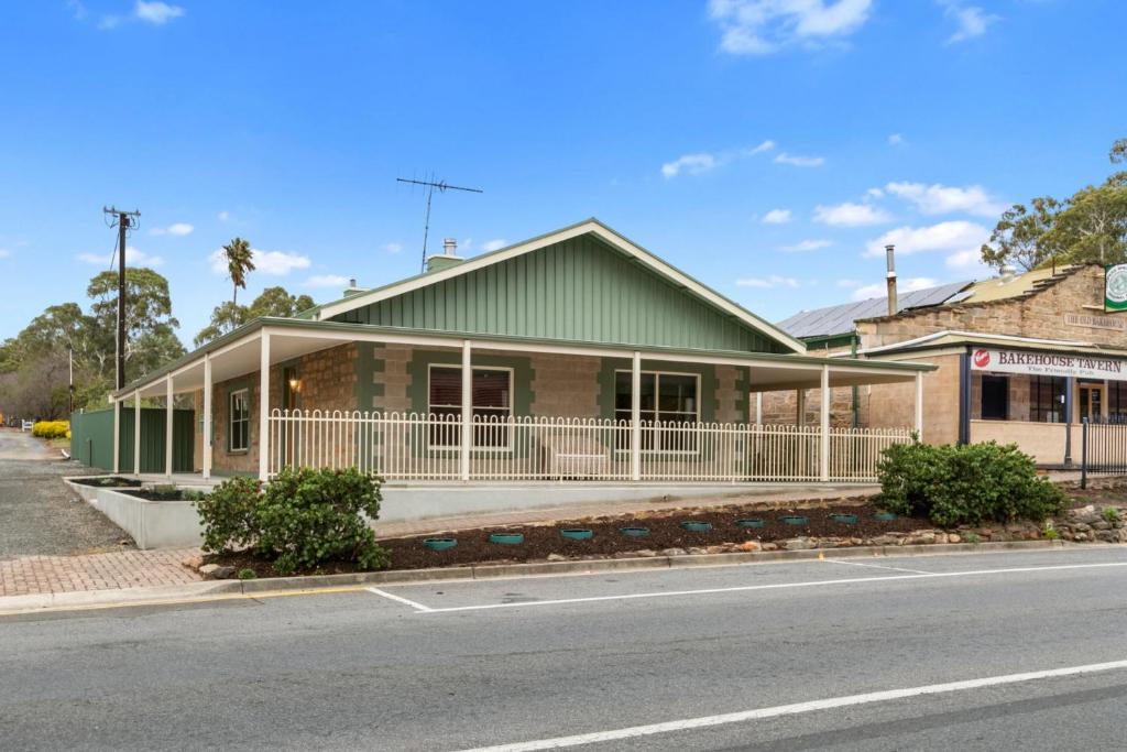 Williamstown House | Williamstown Bed and Breakfast
