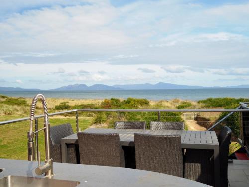 Dolphin Sands House | Willoah's Retreat