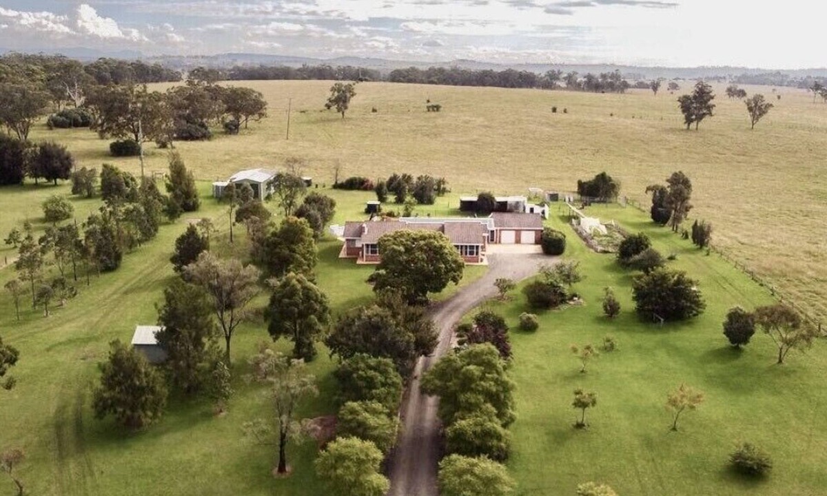 Lochinvar House | Winders Estate | Relax, Retreat, Reconnect