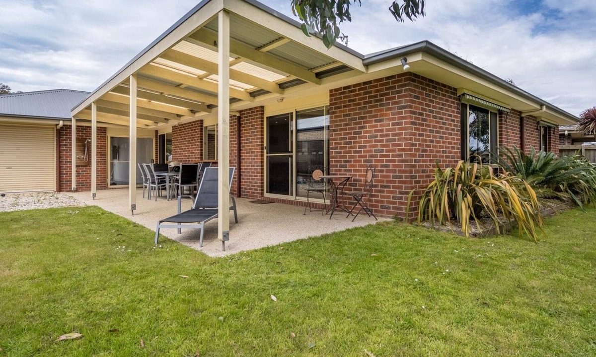 Inverloch House | Woodland Heath Escape