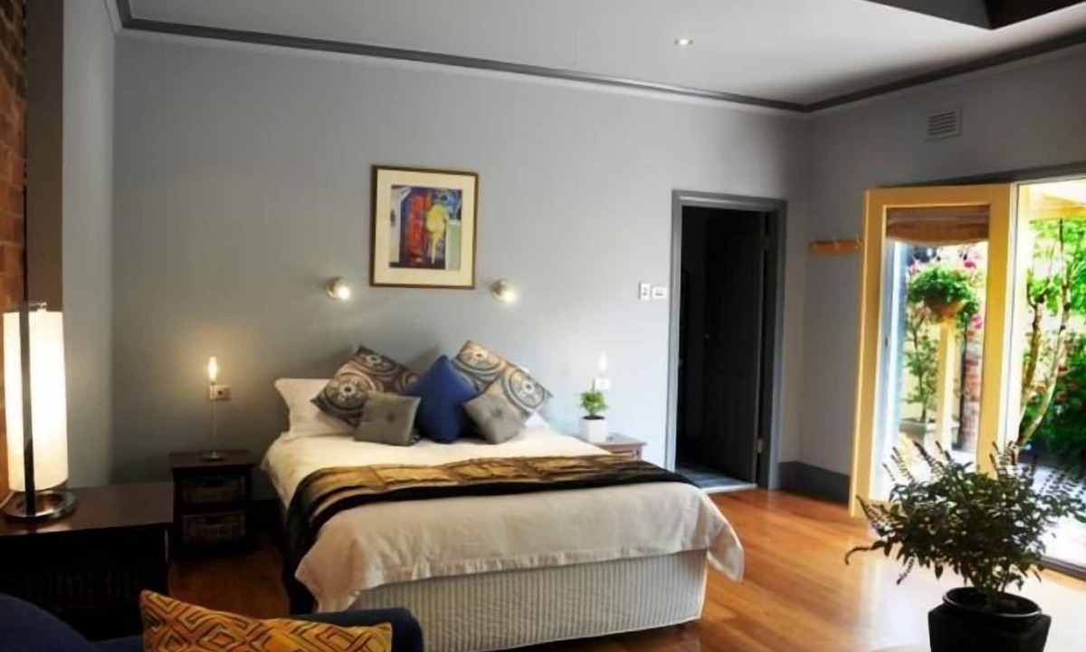 Yea Hotel | Yea Peppercorn Hotel