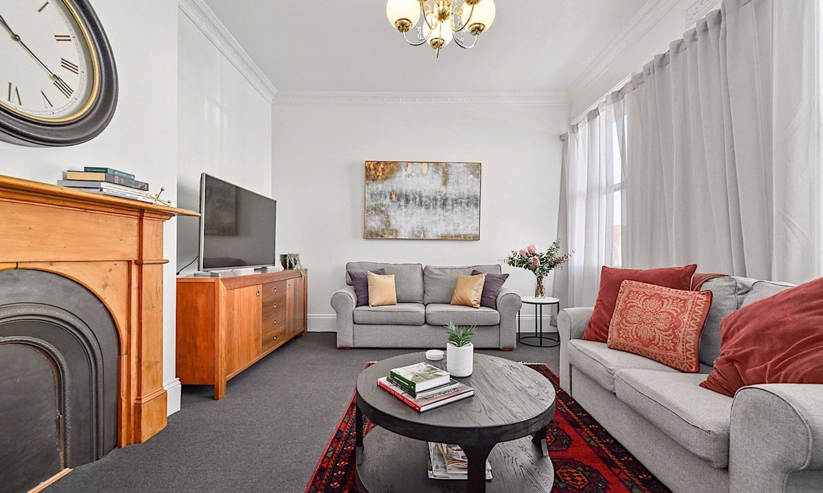 Launceston CBD Apartment | York Street Apartment Three