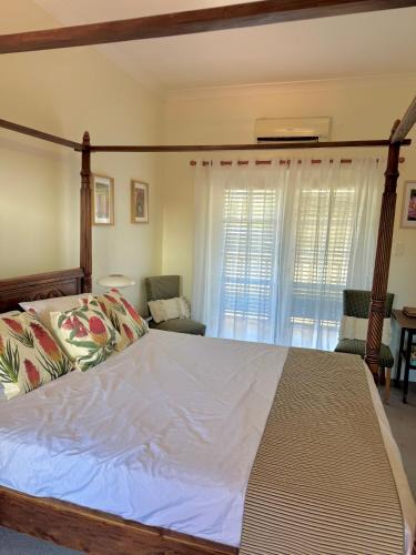 York Hotel | York Wildflower Room
