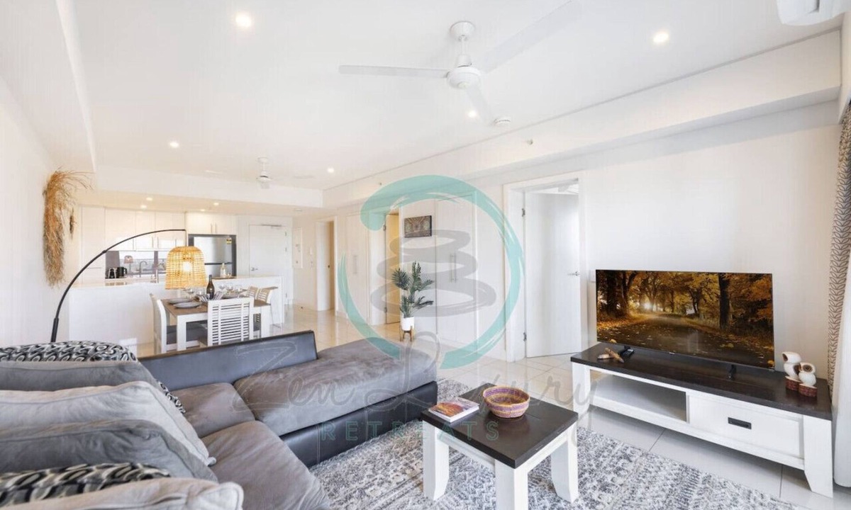 Darwin City Centre Condo | Zen Ocean Bliss: Seaview ~ Balcony ~ OutdoorDining