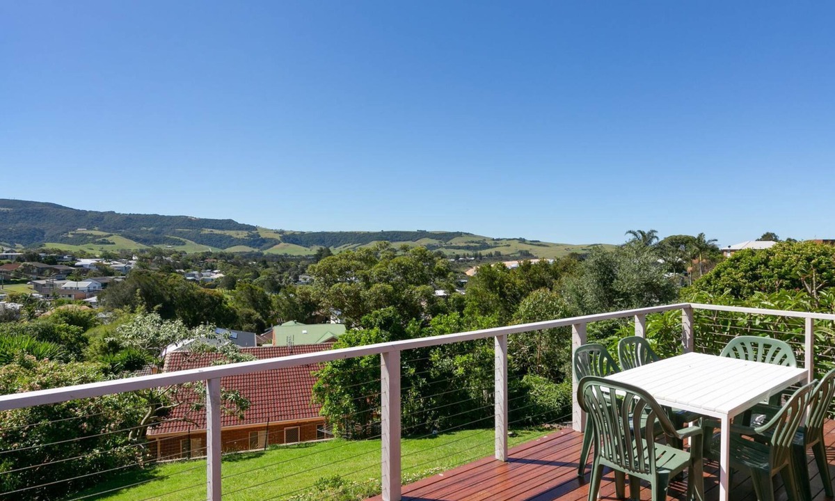 Gerringong House | Ziggy's Place an inviting holiday rental tucked away in Gerringong