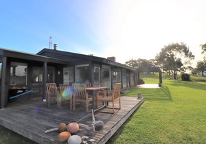 17 Martin Street, Mallacoota