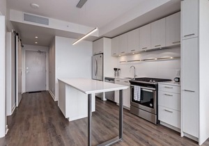 Corporate Stays - Sophisticated 1BR Urban Getaway with Modern Comfort and Style in Calgary
