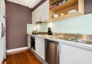 Lovely Classic Apartment Steps From Beach