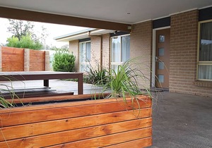 Magik Retreat - comfortable family holiday home.