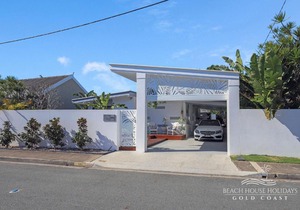 Miami Beachside Beach House in Gold Coast