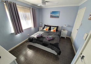 Ocean Beach Chalet 18