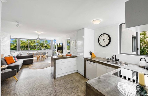 Sunrise Beach Apartment | Moments from the Beach, Sunrise Beach