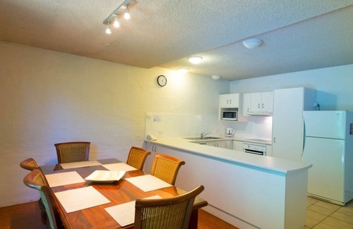 Noosa Heads Apartment | Palm Court Noosa