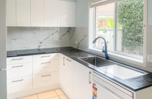 Fingal Bay House | 1 75 Rocky Point Road fantastic holiday home with