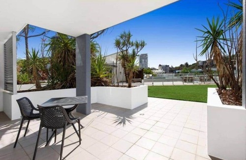 South Townsville Apartment | 1 Bed Apartment on Palmer St