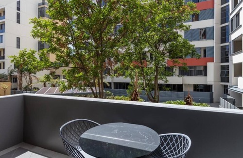Waterloo Apartment | 1 Bedroom Modern Suite at Waterloo Sydney