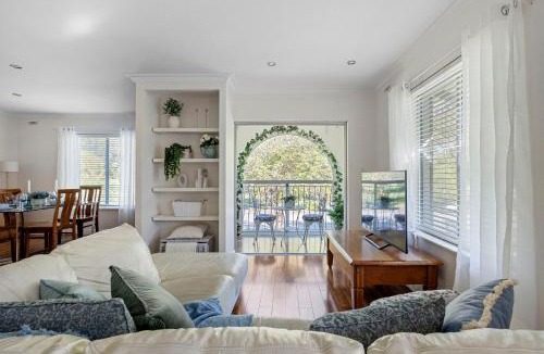 South Perth Apartment | 10/17 Richardson Street, South Perth