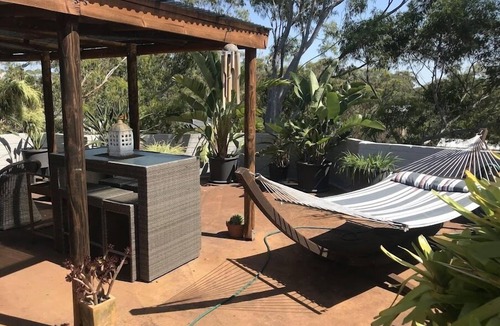 Hawks Nest Apartment | 1166 on Booner - Rooftop Tranquility, Roof top garden tranquility