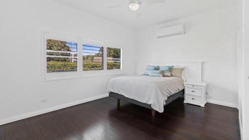 Tea Gardens House | 118 Myall Street Hawks Nest