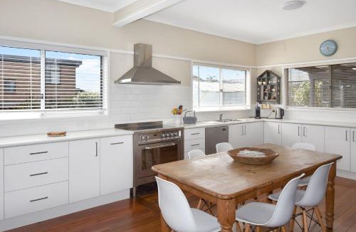 Bermagui House | 12 Barragoot Street